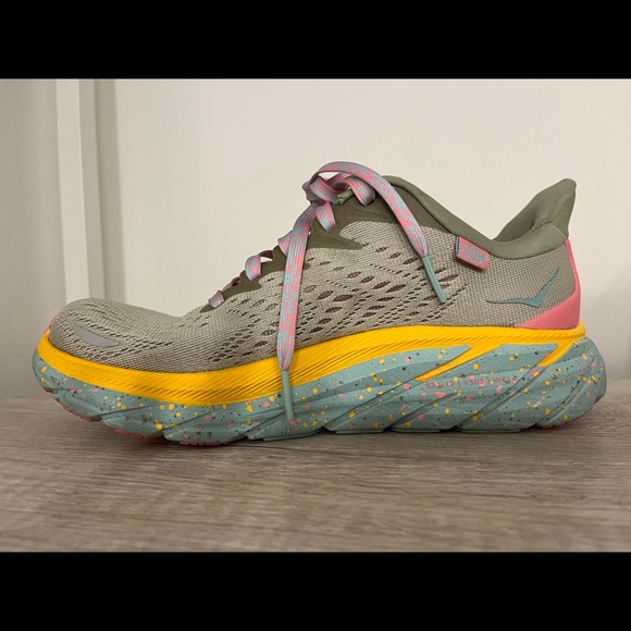 SOLD | HOKA Free People Clifton - size 6 (W) seaweed/green tea FP Movement HOKA - Picture 6 of 12